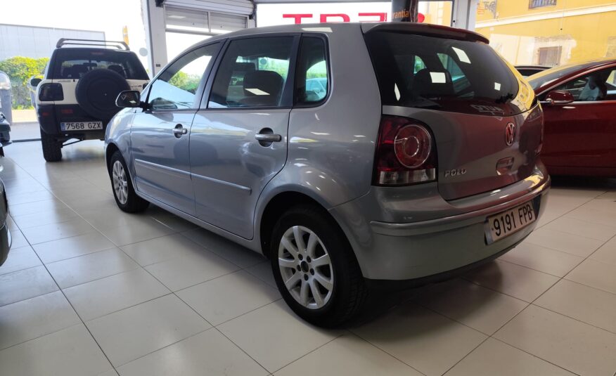 VOLKSWAGEN POLO 1.4 Highline