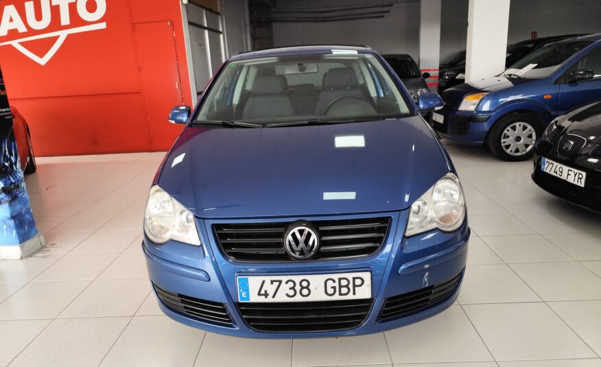 VOLKSWAGEN Polo 1.4