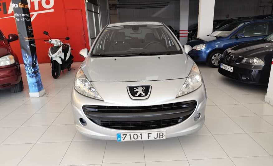 PEUGEOT 207 1.6 XT PACK