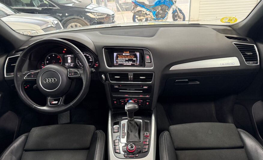 AUDI Q5 3.0 S LINE