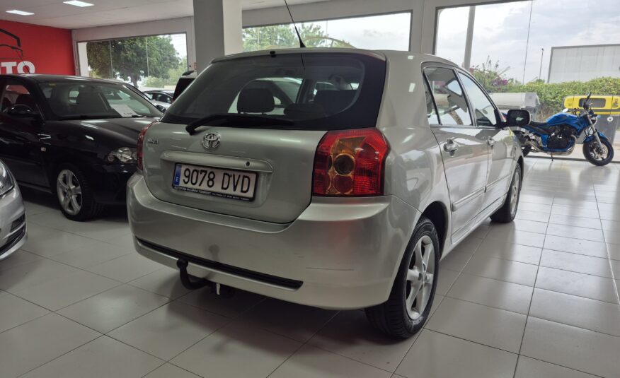 TOYOTA COROLLA 1.6 LUNA
