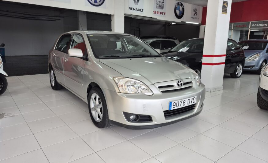 TOYOTA COROLLA 1.6 LUNA