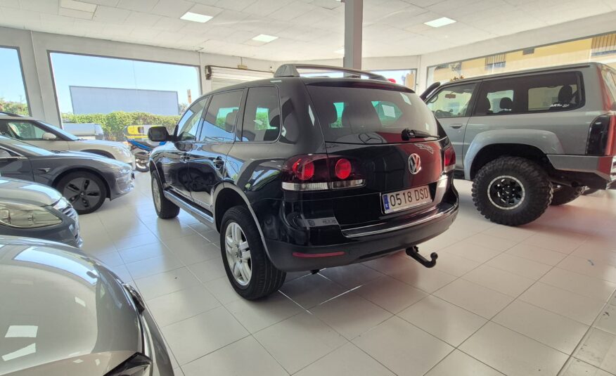 VOLKSWAGEN TOUREG 3.2 V6