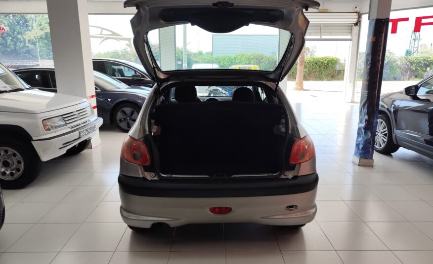 PEUGEOT 206 1.4 HDI