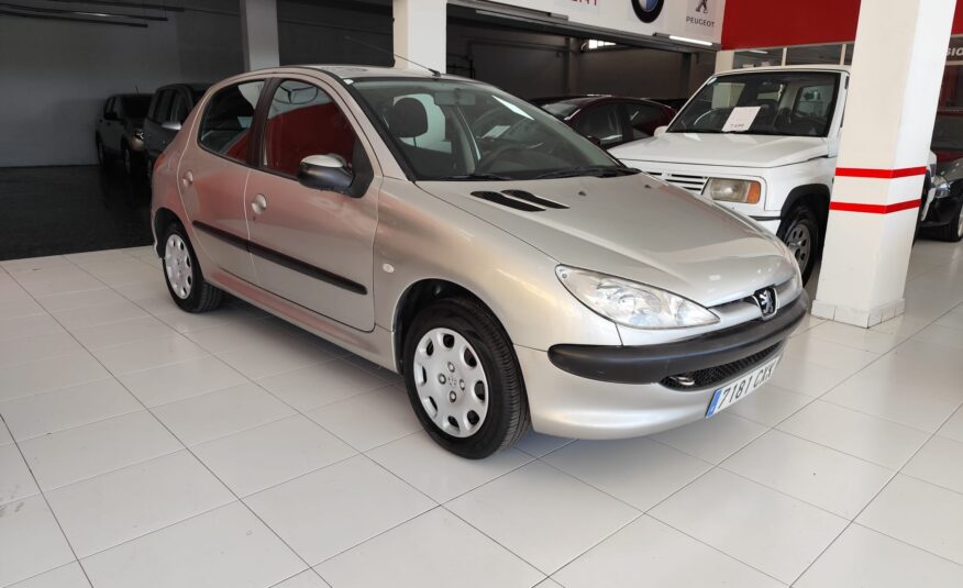 PEUGEOT 206 1.4 HDI