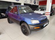 TOYOTA RAV4 2.0