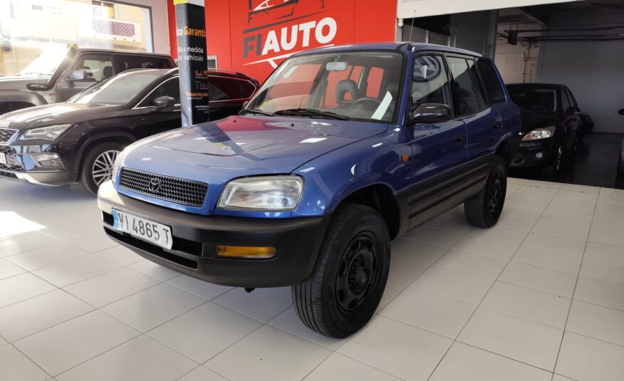 TOYOTA RAV4 2.0