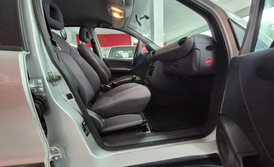 MERCEDES-BENZ Clase A 140