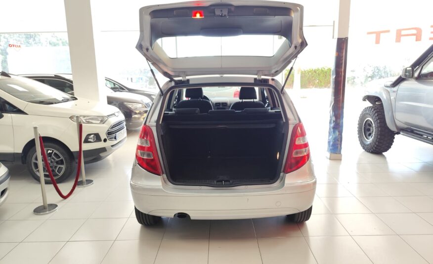 MERCEDES-BENZ KLASSE A 1.7 ELEGANCE