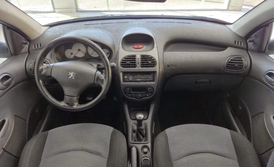 PEUGEOT 206 1.4
