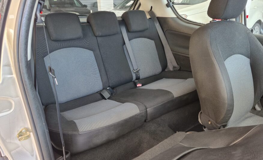 PEUGEOT 206 1.4