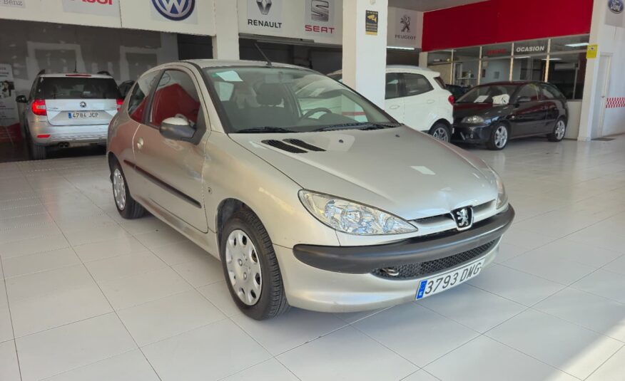 PEUGEOT 206 1.4