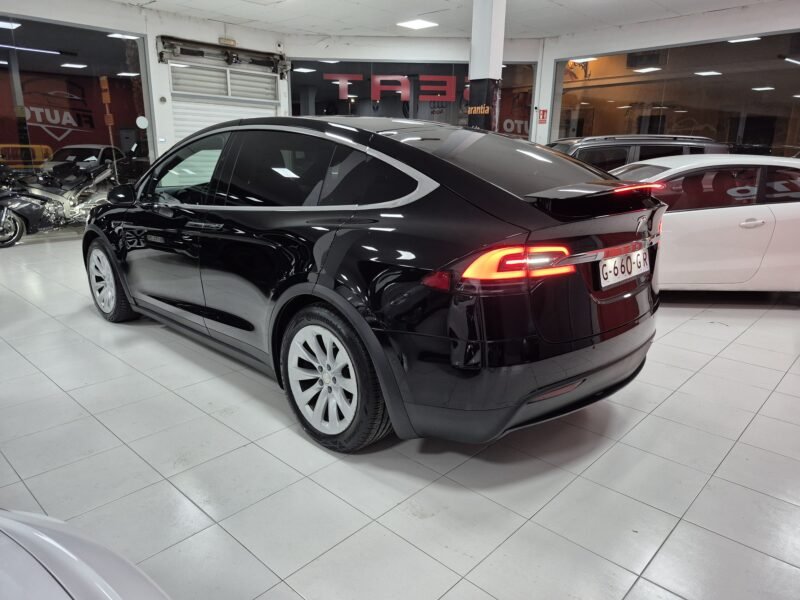 TESLA Model X 100D