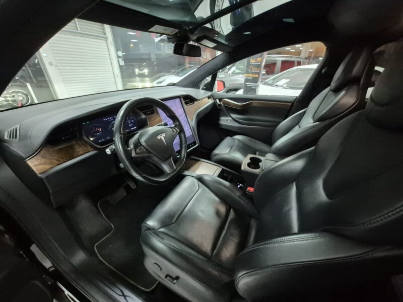 TESLA Model X 100D