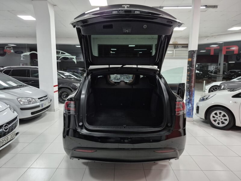 TESLA Model X 100D