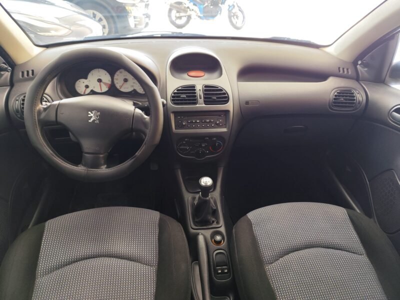 PEUGEOT 206 1.4 HDI