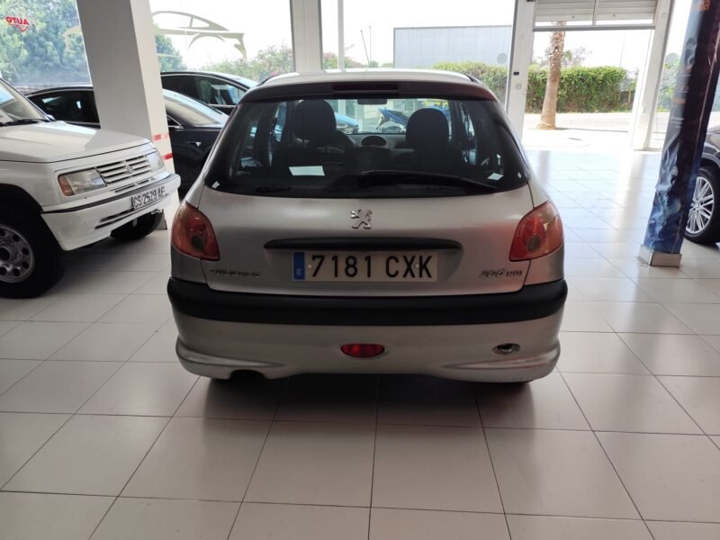 PEUGEOT 206 1.4 HDI