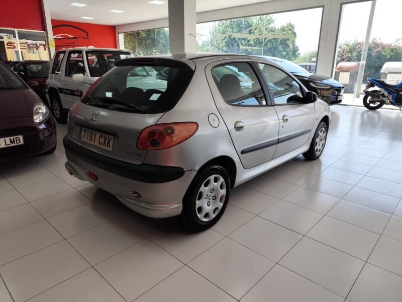 PEUGEOT 206 1.4 HDI