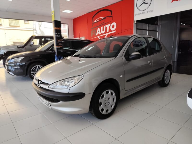 PEUGEOT 206 1.4 HDI
