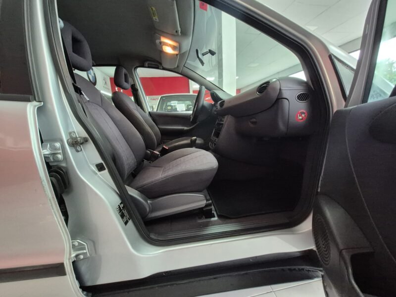 MERCEDES-BENZ Clase A 140