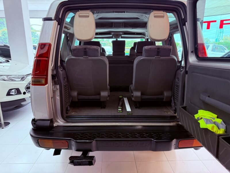 LAND-ROVER DISCOVERY 2.5 TD5 S