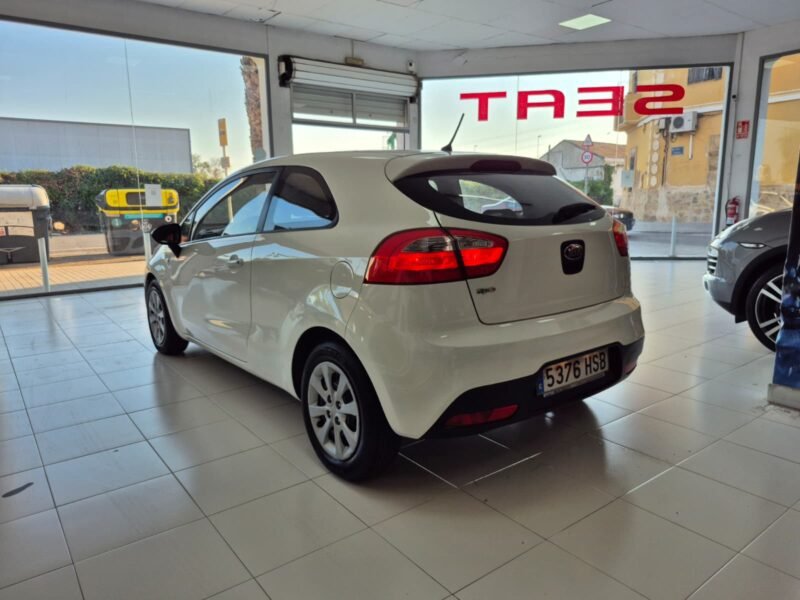KIA RIO 1.2