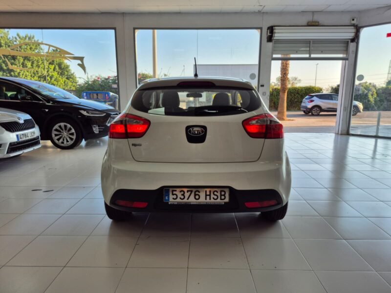 KIA RIO 1.2