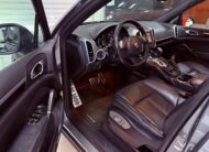 PORSCHE Cayenne 3.0