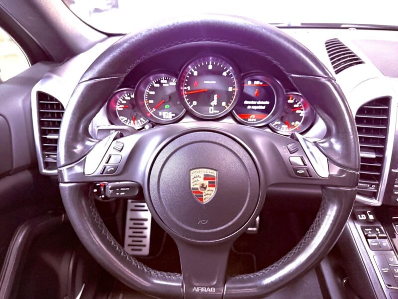 PORSCHE Cayenne 3.0