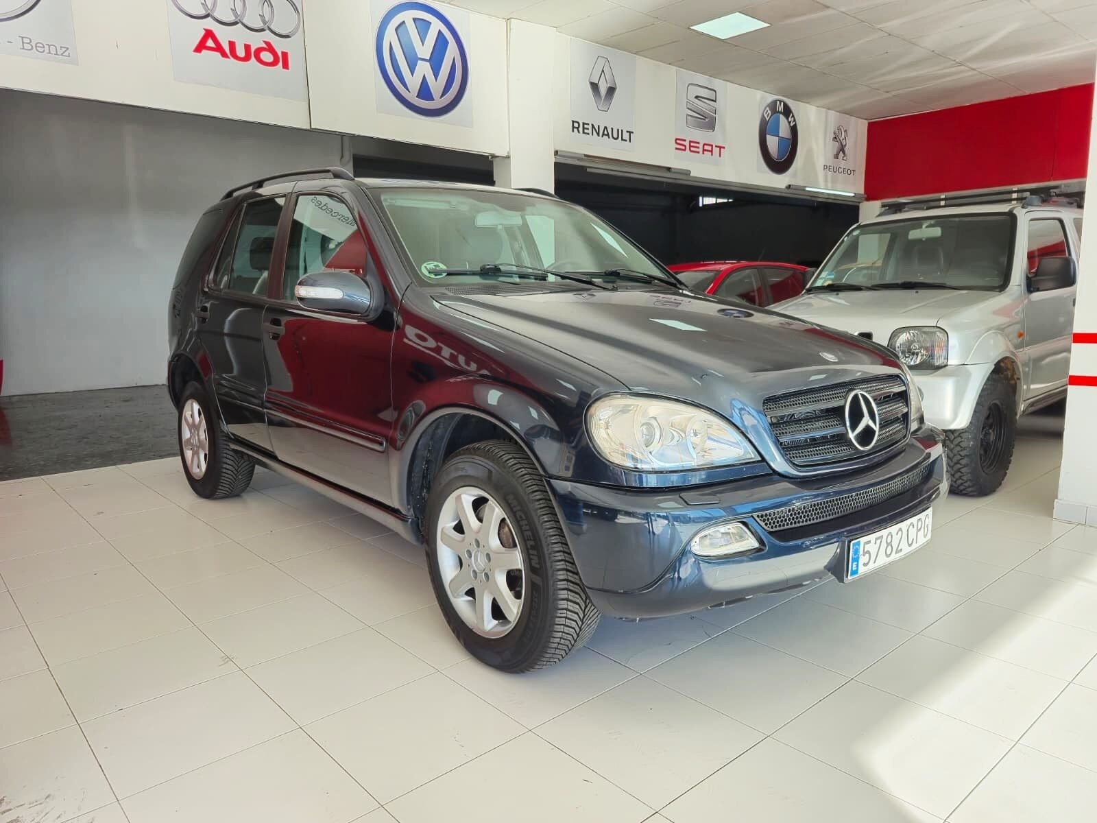 MERCEDES-BENZ ML 3.2 
