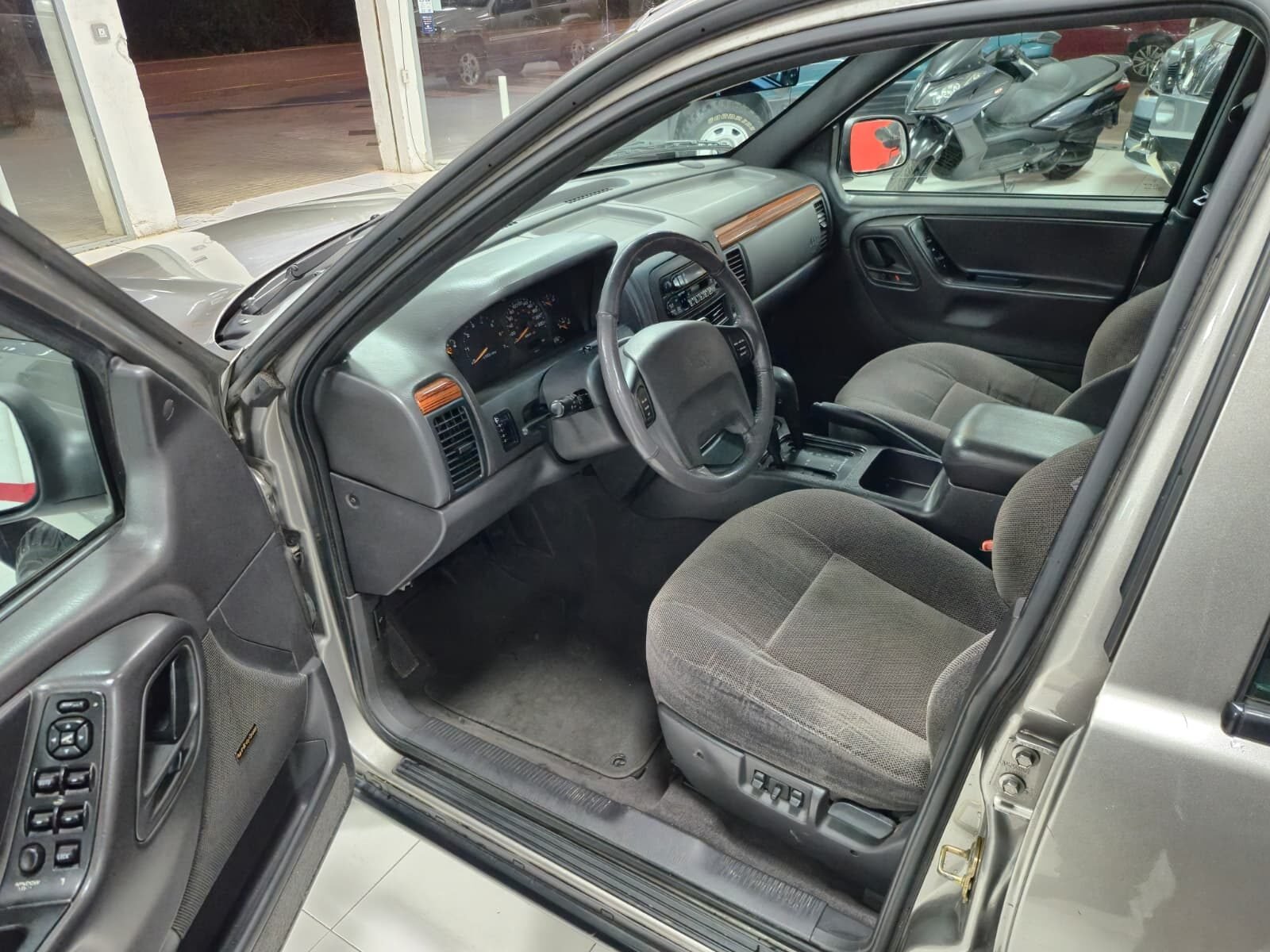 JEEP grand cherokee 4.0 4x4 automatico