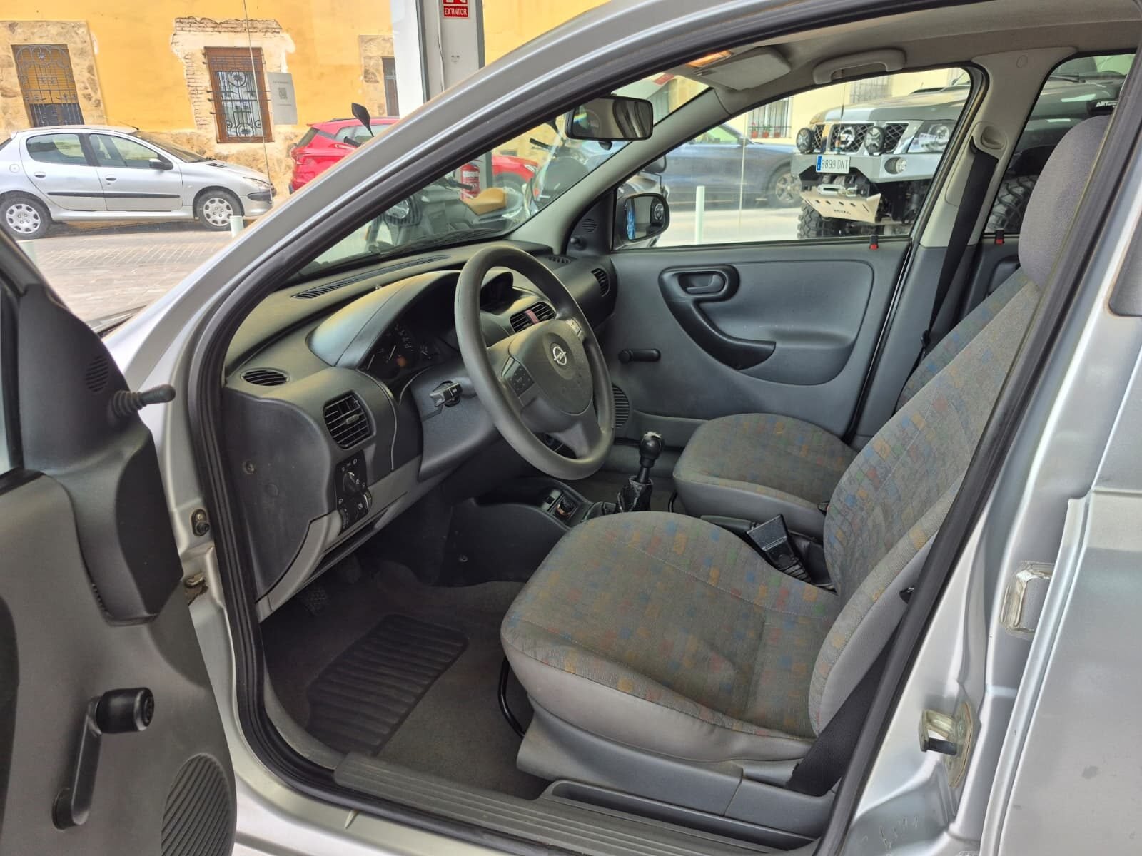 OPEL 1.1 12v COMFOR 5P