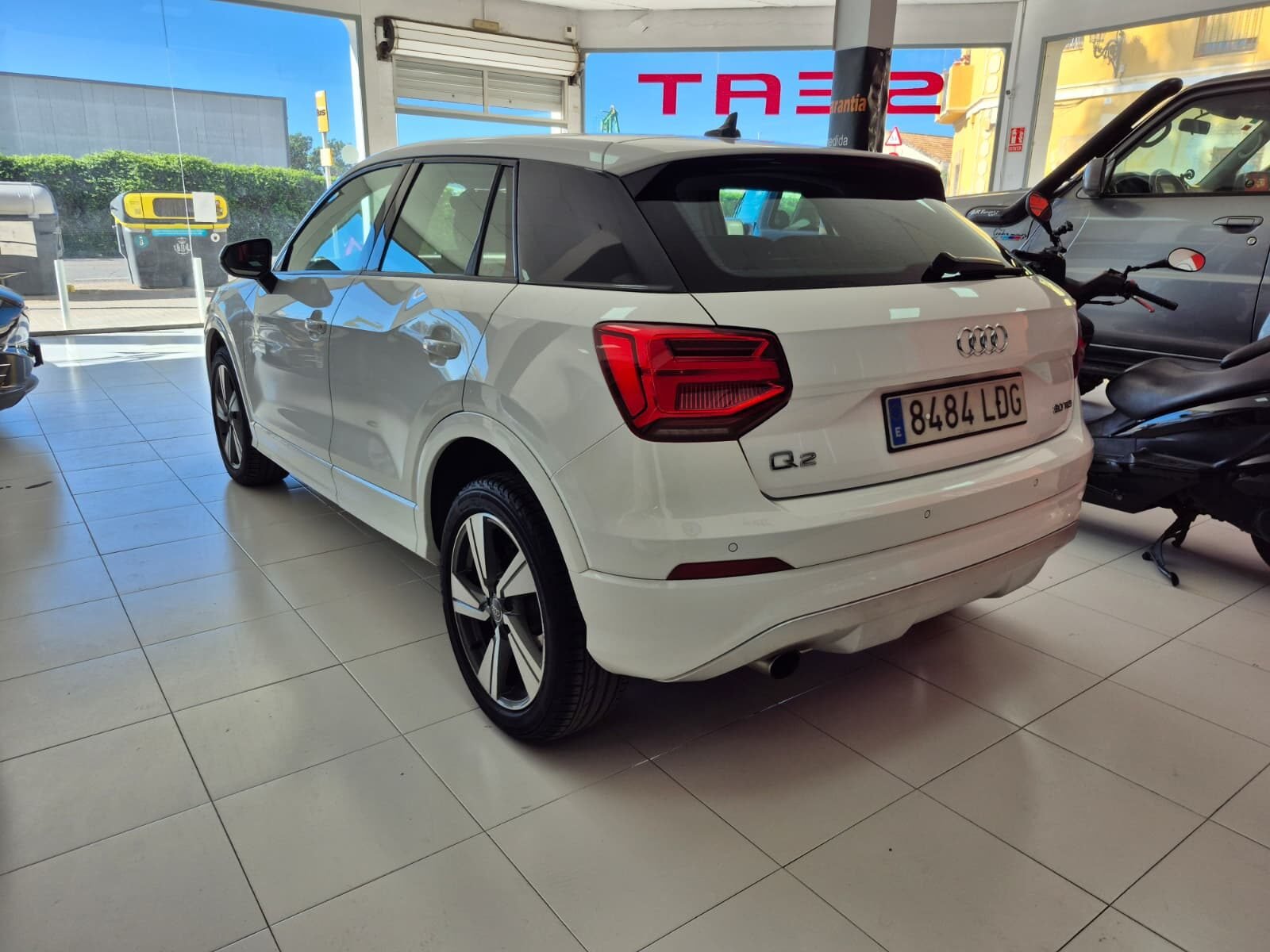 AUDI Q2 30 TDI 116 BLAK Line edition 