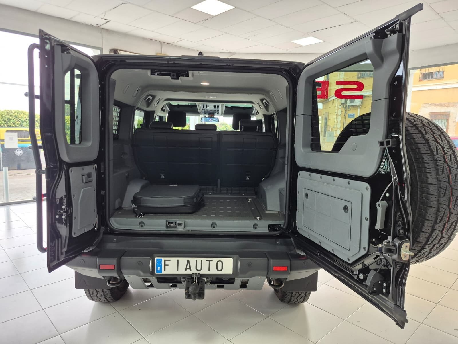 INEOS Grenadier 3.0 Fildmaster 