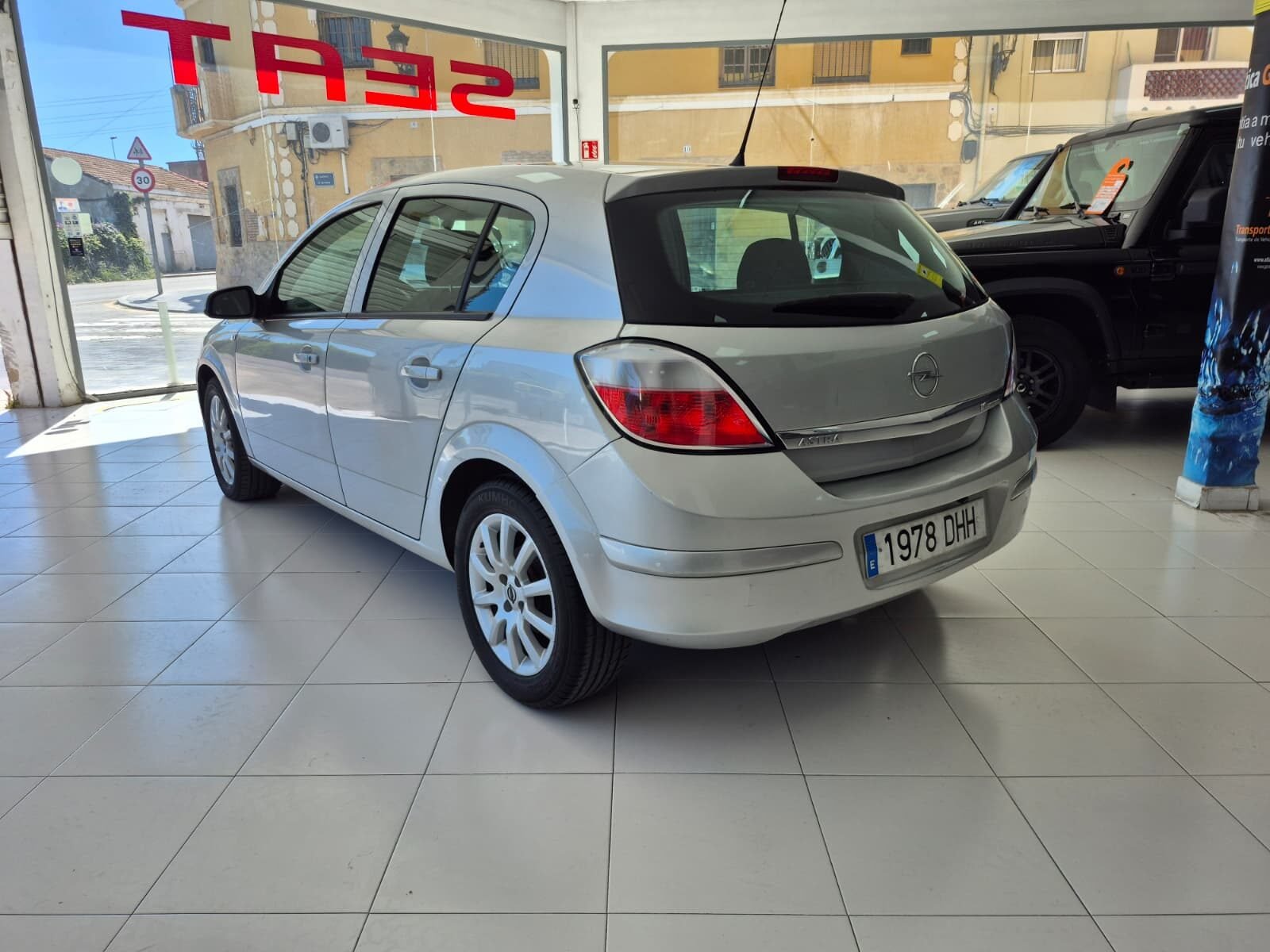 OPEL 1.6 16v EDITION